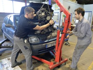Garage solidaire Niort Réparation de voiture